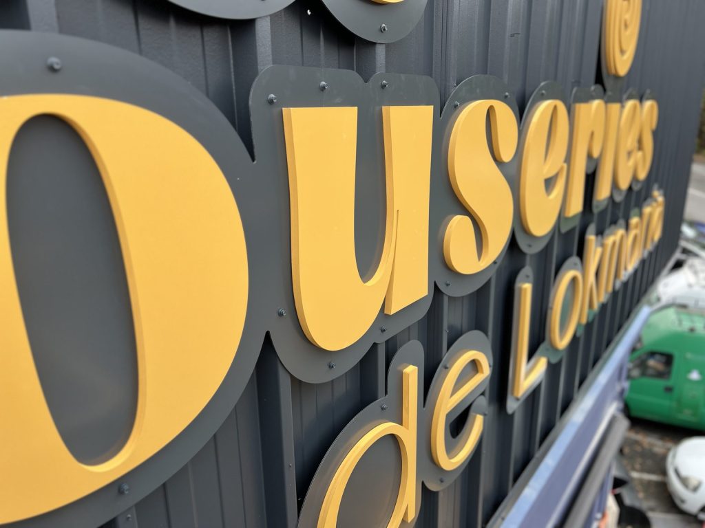 QUIMPER ENSEIGNE